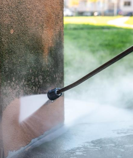 Čistenie a obnova fasád